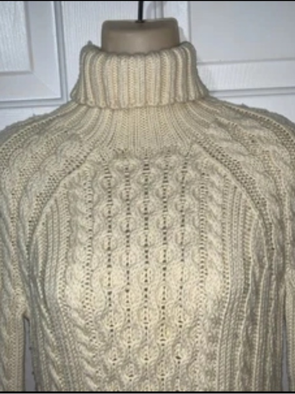 🎄 J.Crew 100% Wool Ivory Cable Knit Turtleneck Sweater Women’s Cozy Classic M - Picture 9 of 15